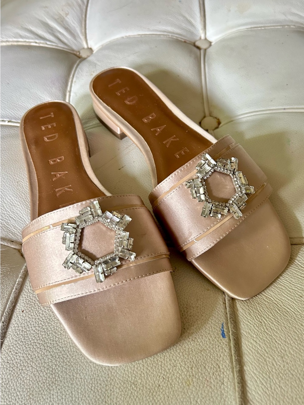 Ted Baker Blush Pink Crystal Hexagon Slide Mules sz 8 NEW - Picture 1 of 7